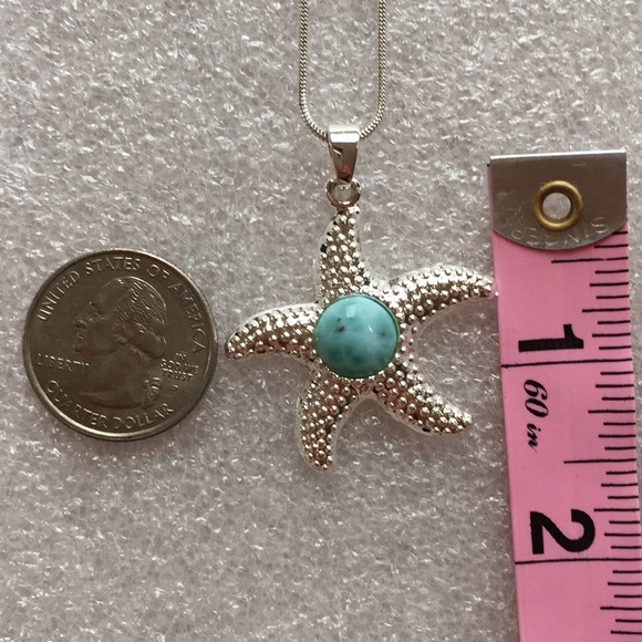 Starfish Necklace - Picture 4 of 8